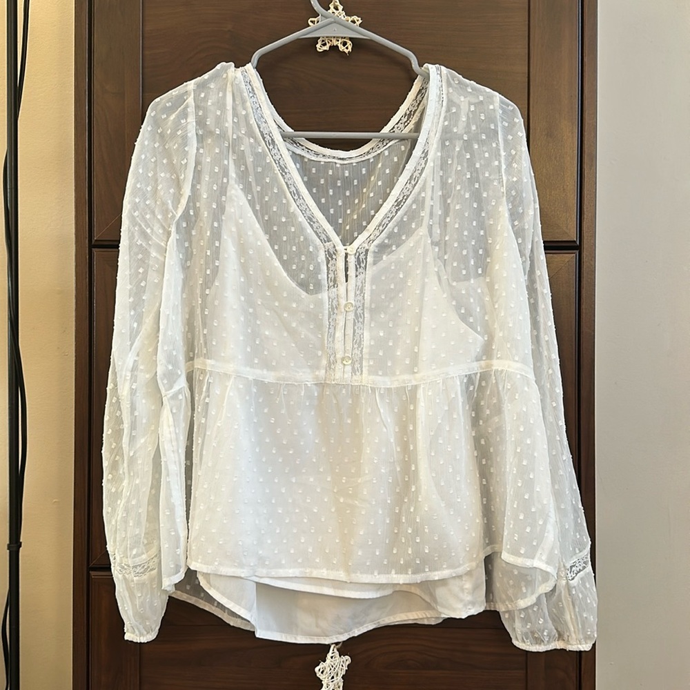 Hollister white bluse
